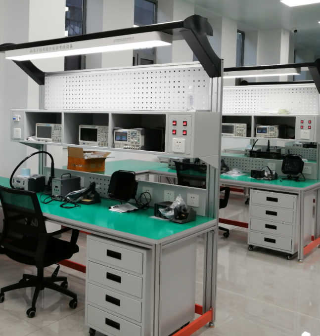 SG-IEE-01A電工電子技術(shù)虛實(shí)仿真實(shí)驗(yàn)平臺(tái)
