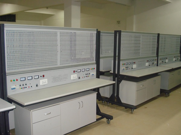 SG-WX114機(jī)床網(wǎng)孔配線實(shí)訓(xùn)臺(tái)