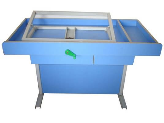 SG-Ⅲ型豪華型工程制圖實(shí)驗(yàn)室設(shè)備(圖4) SG-Ⅲ型豪華型工程制圖實(shí)驗(yàn)室設(shè)備(圖4)